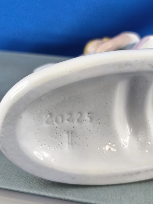 Dziewczynka z sarenką Grafenthal XIX wiek #porcelana #dekoracja