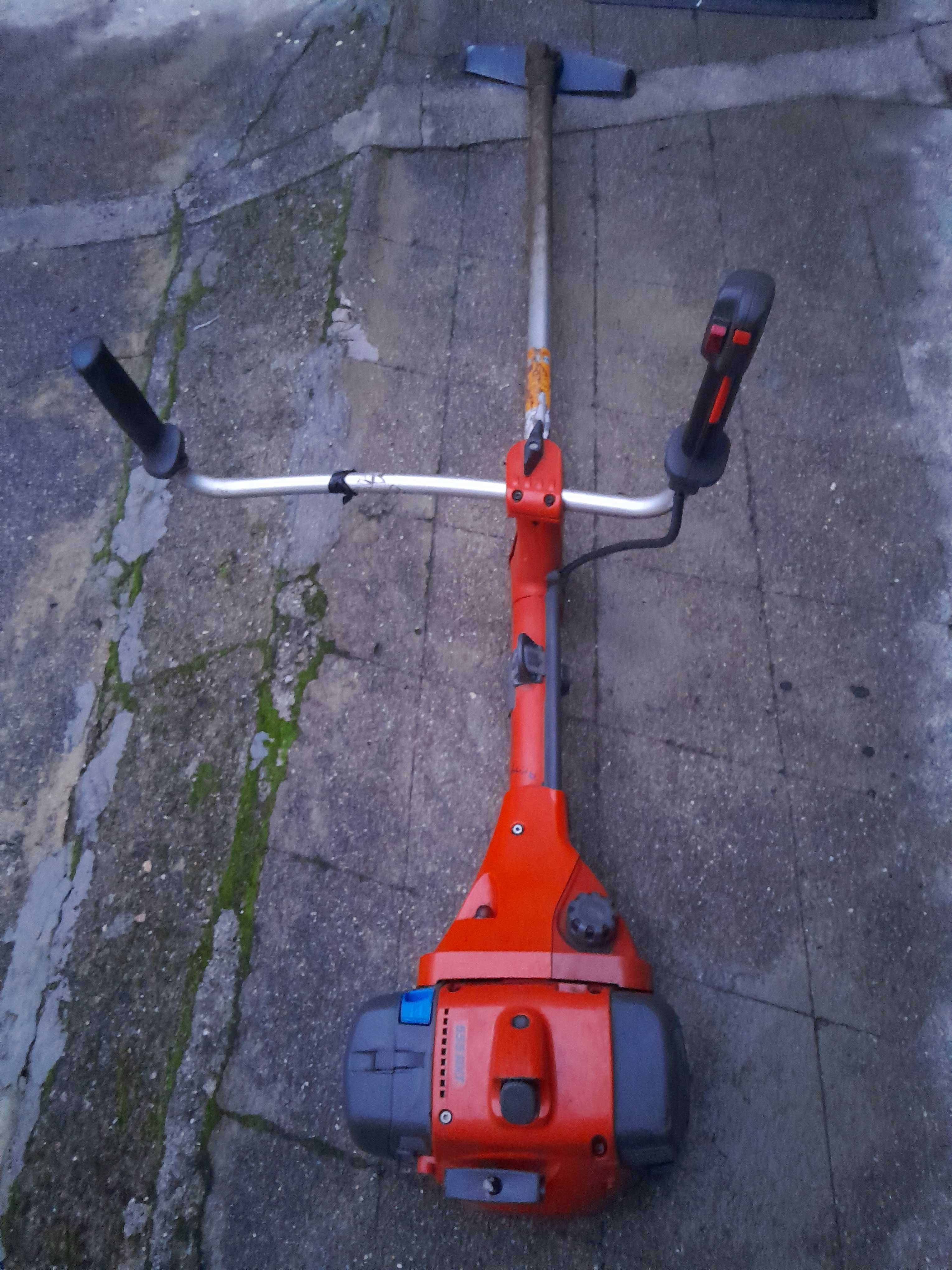 Roçadora husqvarna