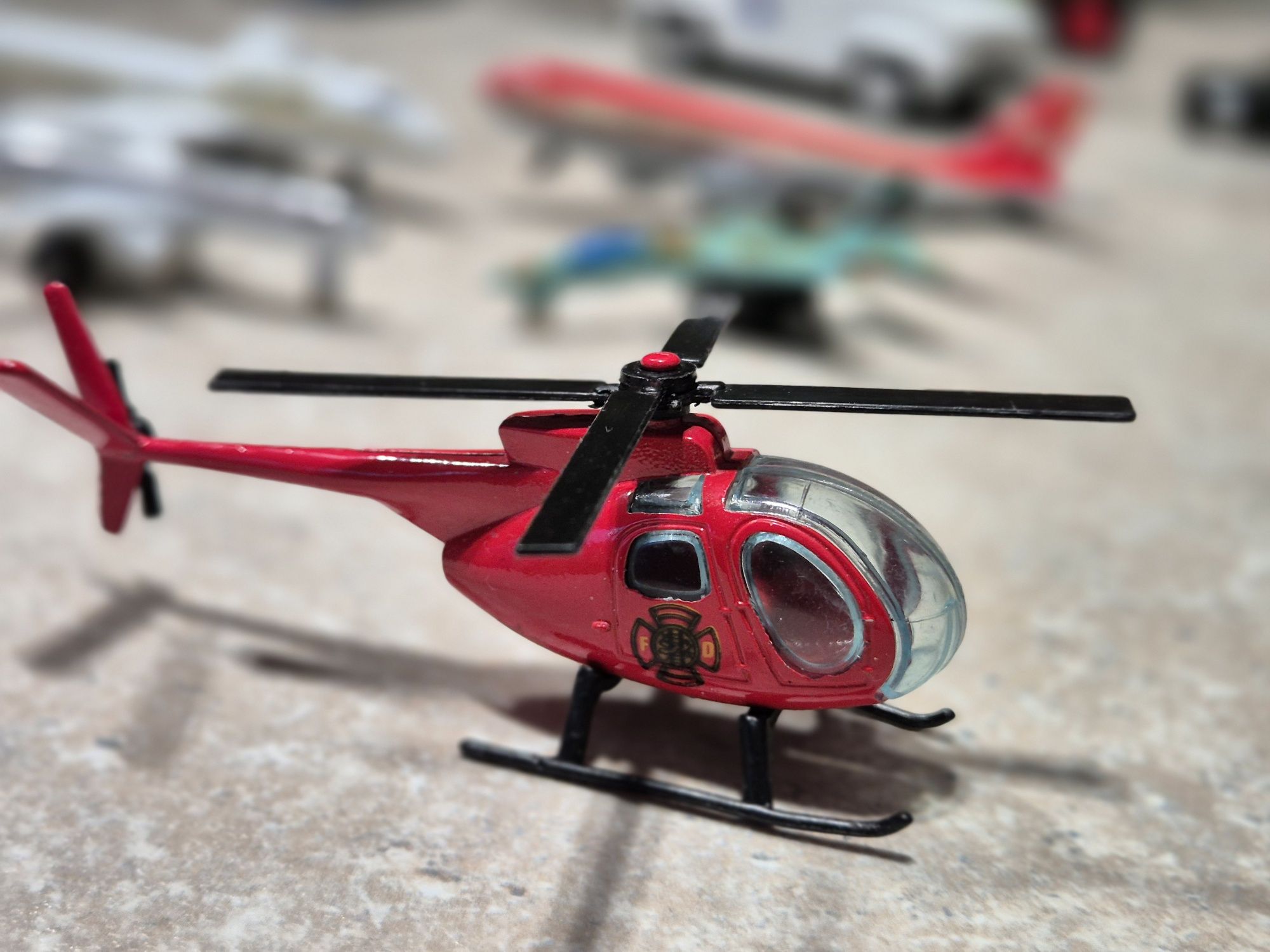 Helikopter ratunkowy Bell resorak strażacki unikat PRL kolekcja model