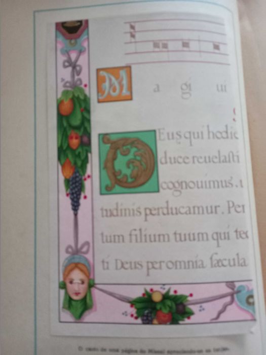 Livros e revistas antigos