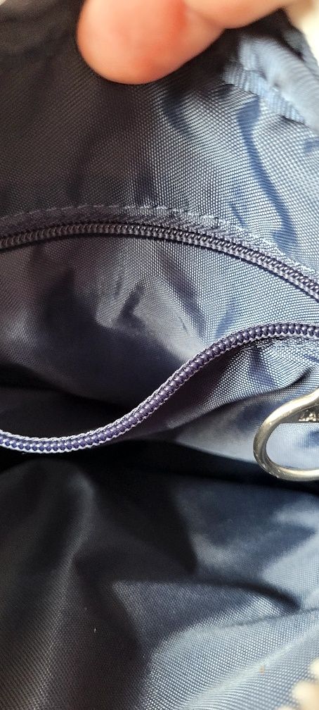 LACOSTE Listonoszka - brelok krokodyl gratis