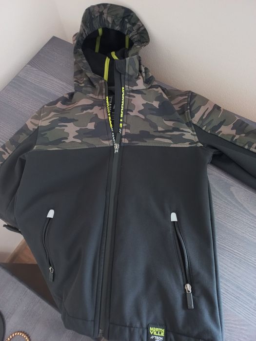 Куртка водо,вітро непроникна стан ідеальний