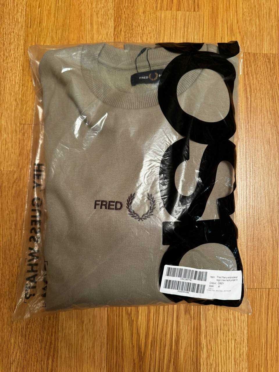 Новий оригінальний світшот Fred Perry Розмір - S