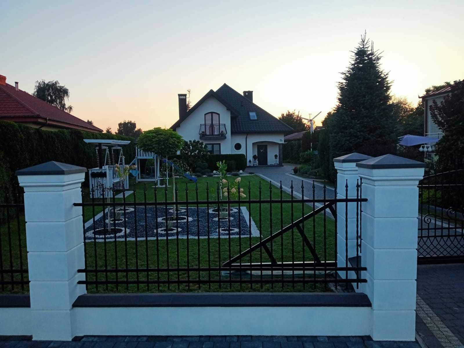 Murki Stylowe,Ogrodzenia Betonowe,Słupki Dworkowe,Słup Boniowany
