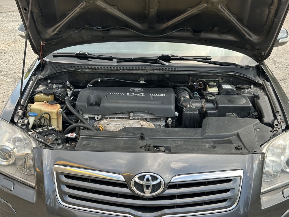 Toyota Avensis 2008 року (рестайлінг)