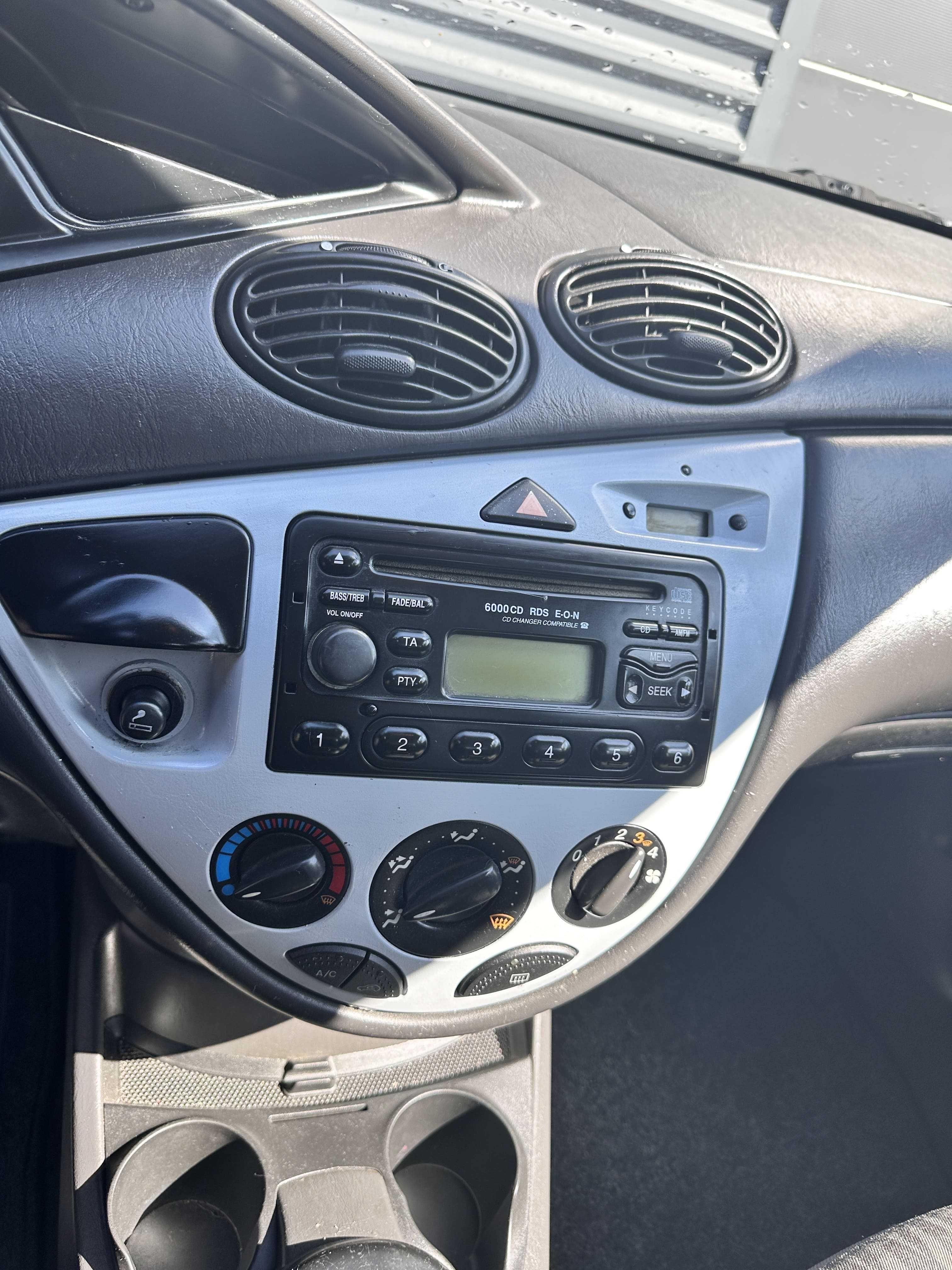 FORD FOCUS SW 1.8 TDDI C/ EXTRAS