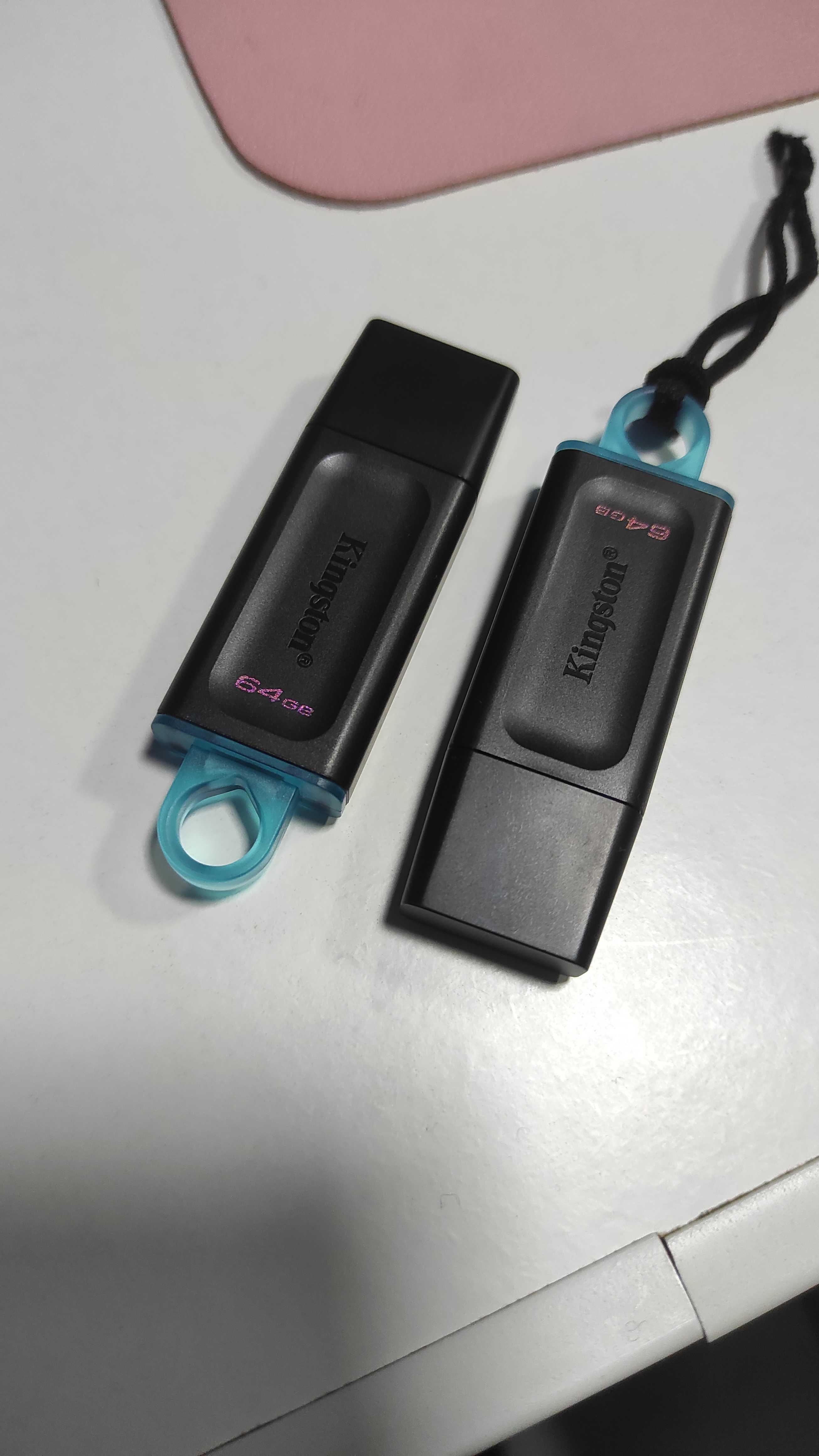 Pen USB KINGSTON Exodia (64 GB - USB 3.0 (tenho 2)