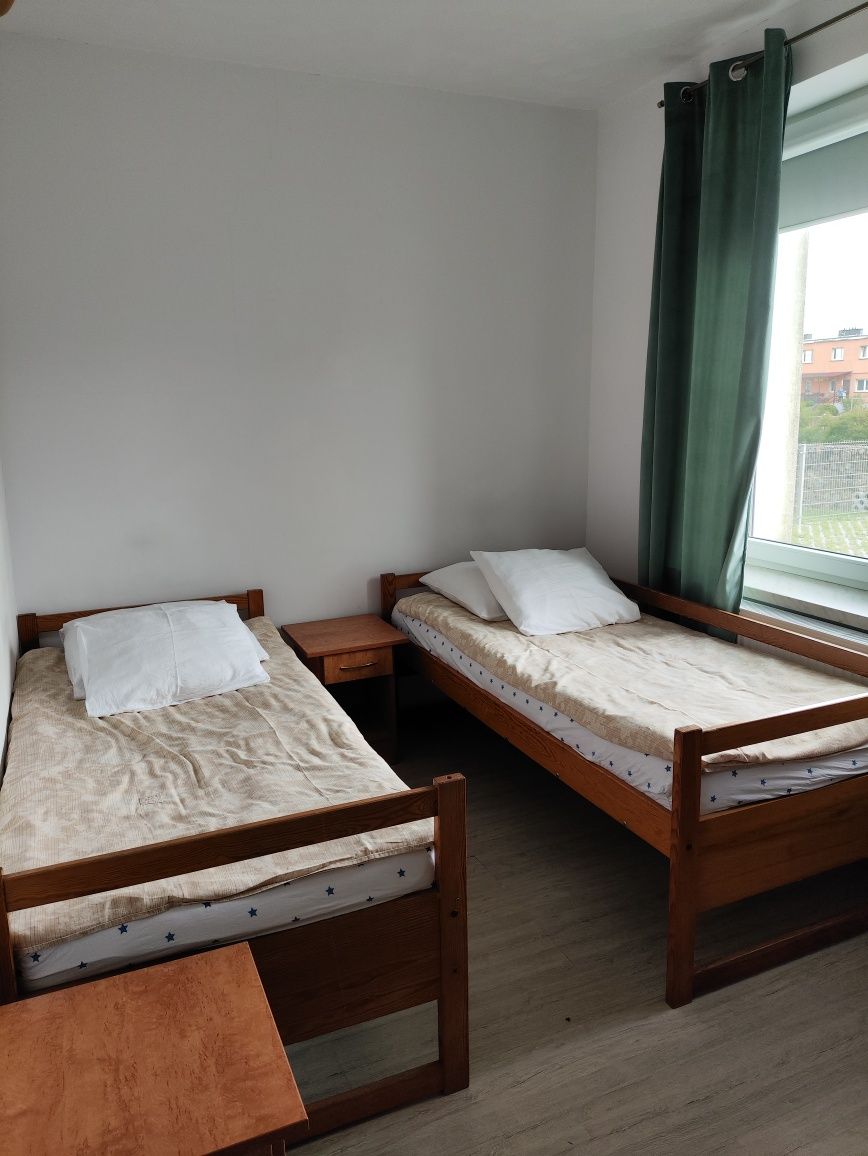 Noclegi Hotel Pracowniczy 6 osobnych mieszkań w jednym budynku