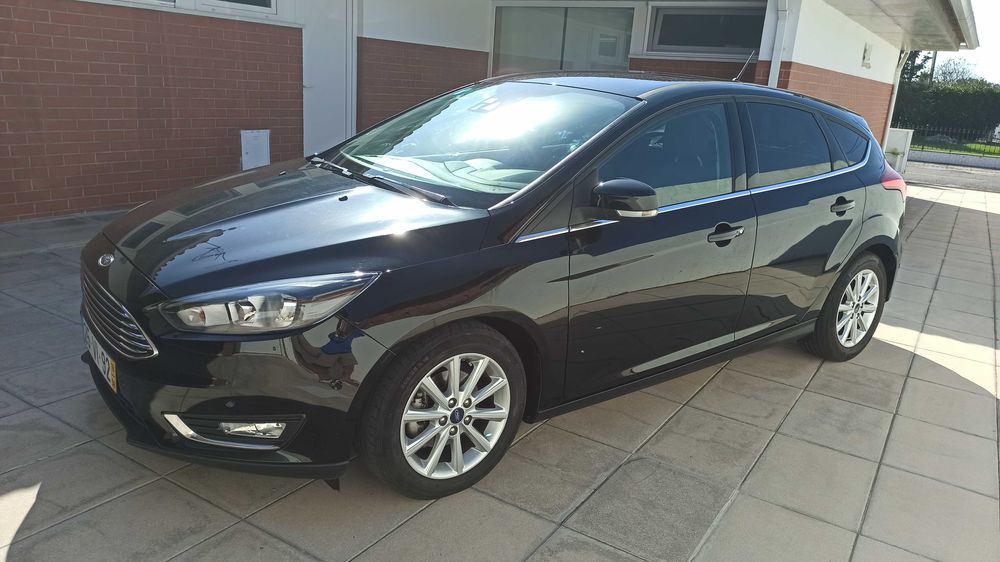 Vendo Ford Focus 1.5 Diesel em muito bom estado.