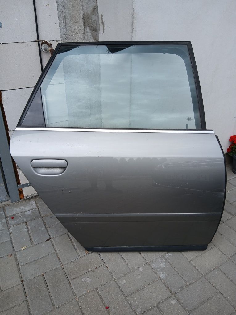 Drzwi przód i tył Audi a6c5 kolor LY7Q