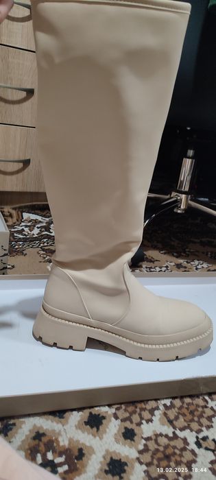 Жіночі сапоги 40 розміру