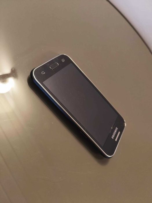 Telefon SAMSUNG Galaxy J1