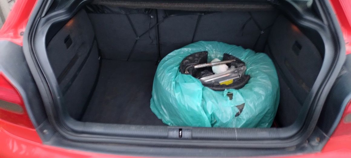 AUDI A3 1.6 LPG w pełni sprawny 5 drzwi