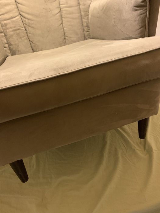 Vende-se poltrona cinza como nova