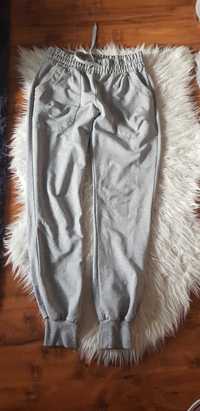 Spodnie dresowe jasno siwe S