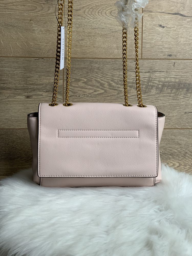 жіноча сумка guess розова