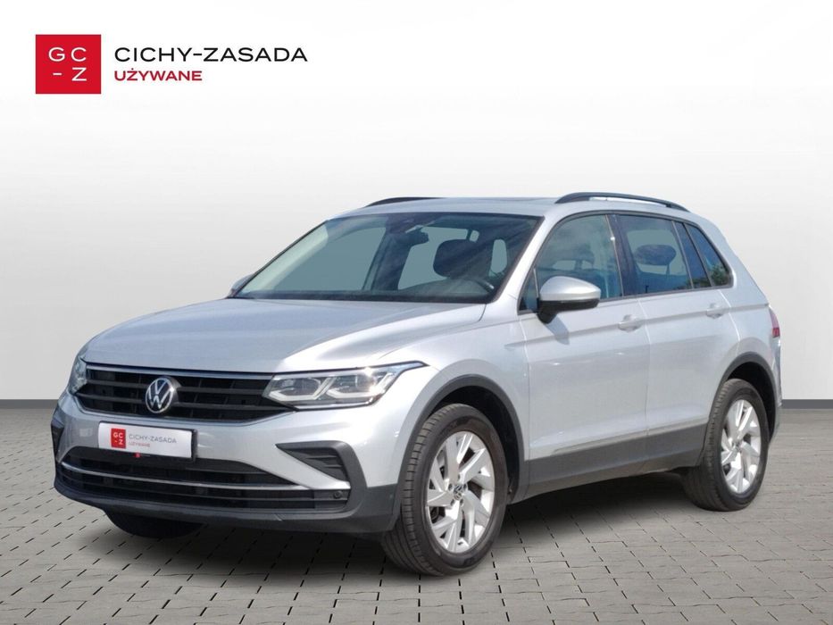 Volkswagen Tiguan FV23%, 4x4, webasto, panorama, hak, LED Matrix, APP Connect