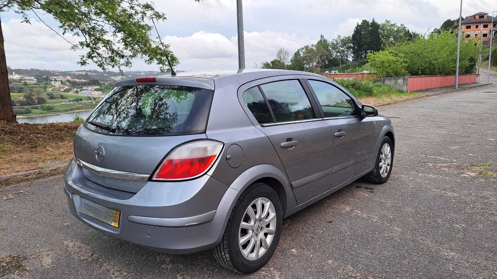 Opel astra h 1.7