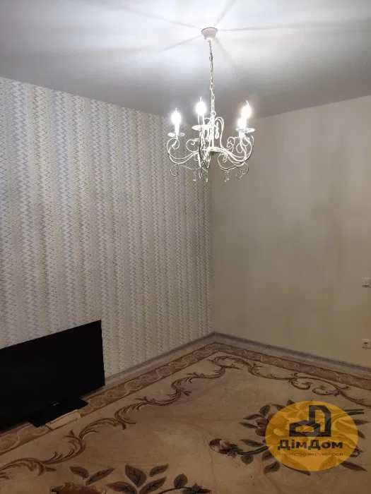 Продам 1-к., Радистів 34 , ЖК "Лісова казка", Деснянский р-н.