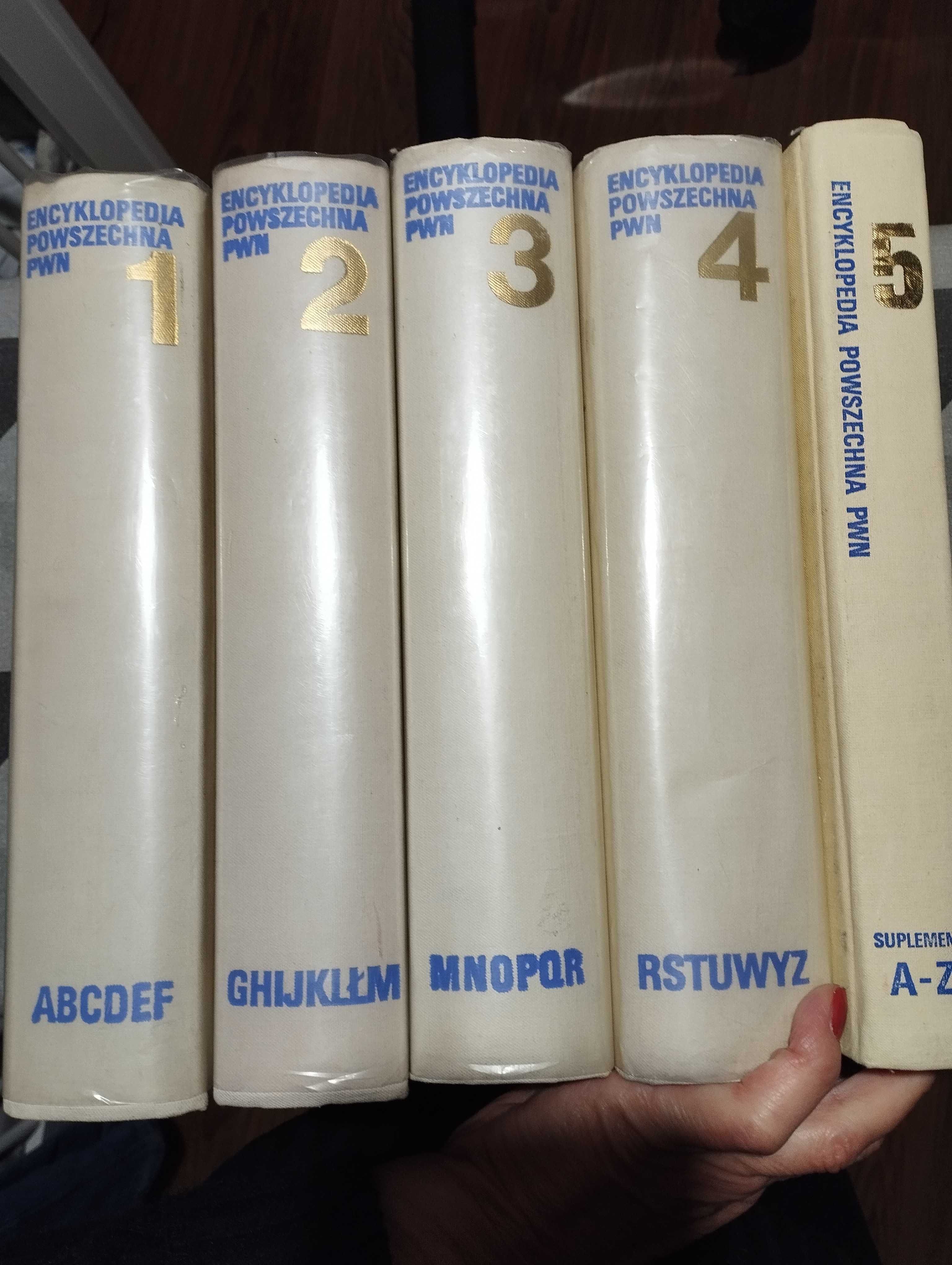 Encyklopedia PWN 5 tomów