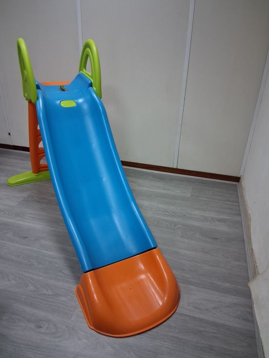 Escorrega de água FEBER