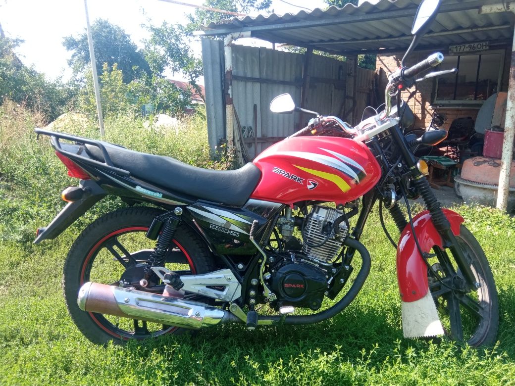 Продам мотоцикл Spark sp200r