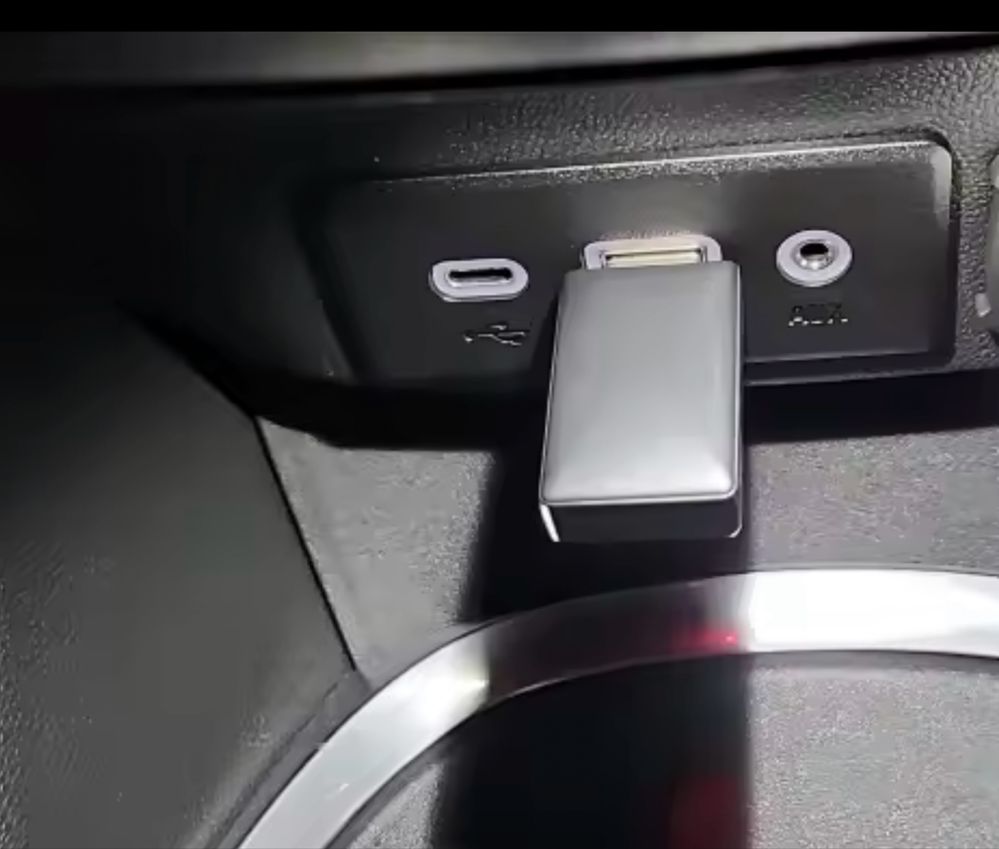 Адаптер безпроводний Apple CarPlay Android auto