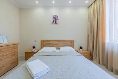 Двухкомнатная квартира посуточно в ЖК Комфорт таун-21-555.biz.ua