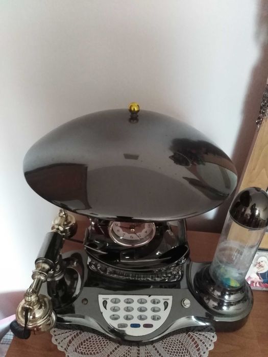 Світильники, будильники дешево