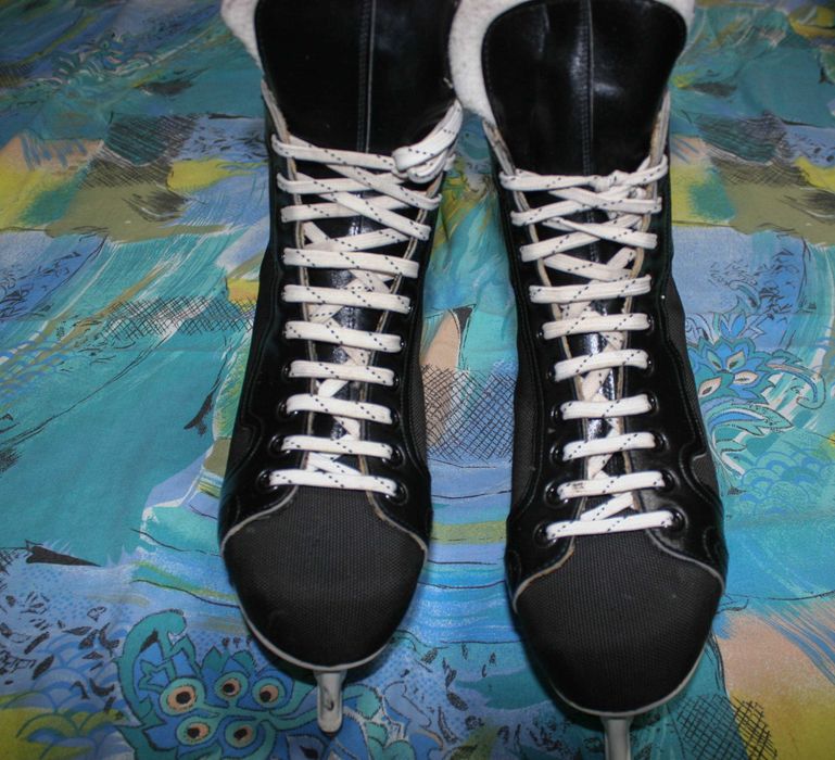 Хокейні ковзани Botas, довжина устілки 30 см (розмір 45)