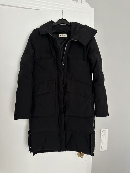 Зимова куртка чорна