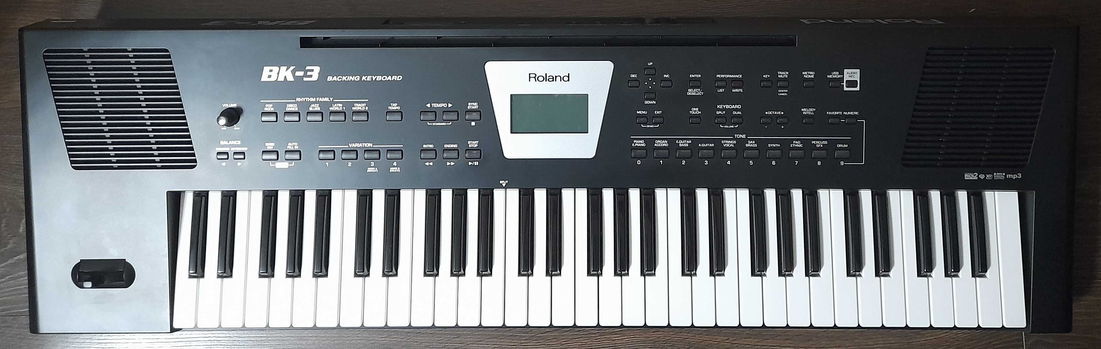 sprzedam keyboard Roland BK-3