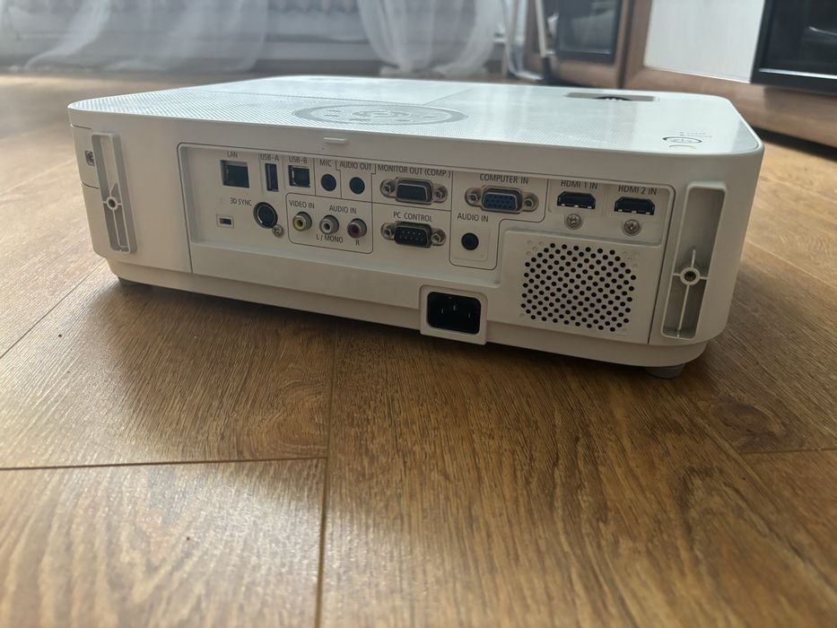 Projektor Nec np-m403x