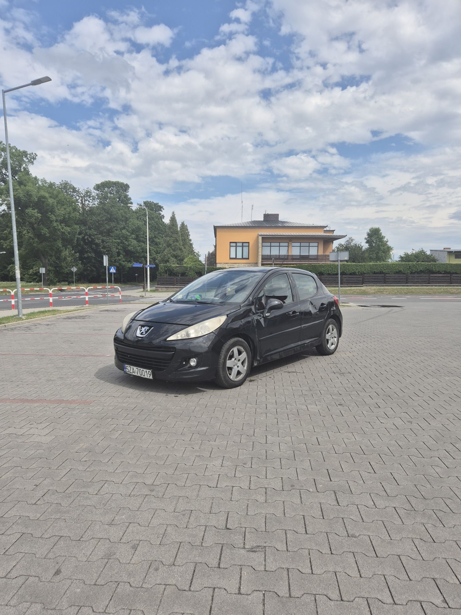 Peugeot 207 1.6hdi 90km