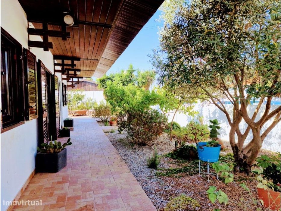 Moradia T4 c/ piscina - Vila Nova de Santo André