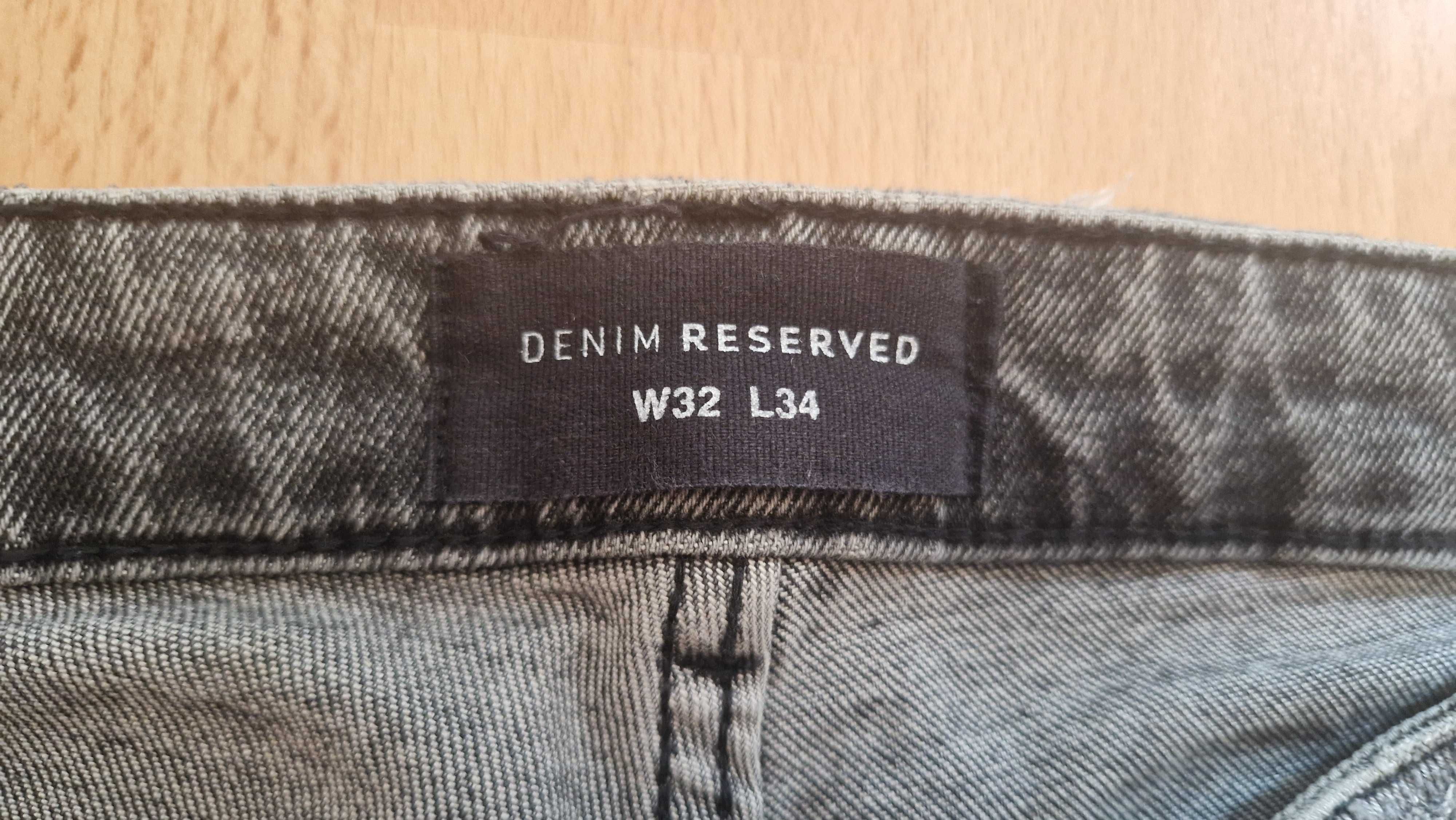 Spodnie Jeans Reserved