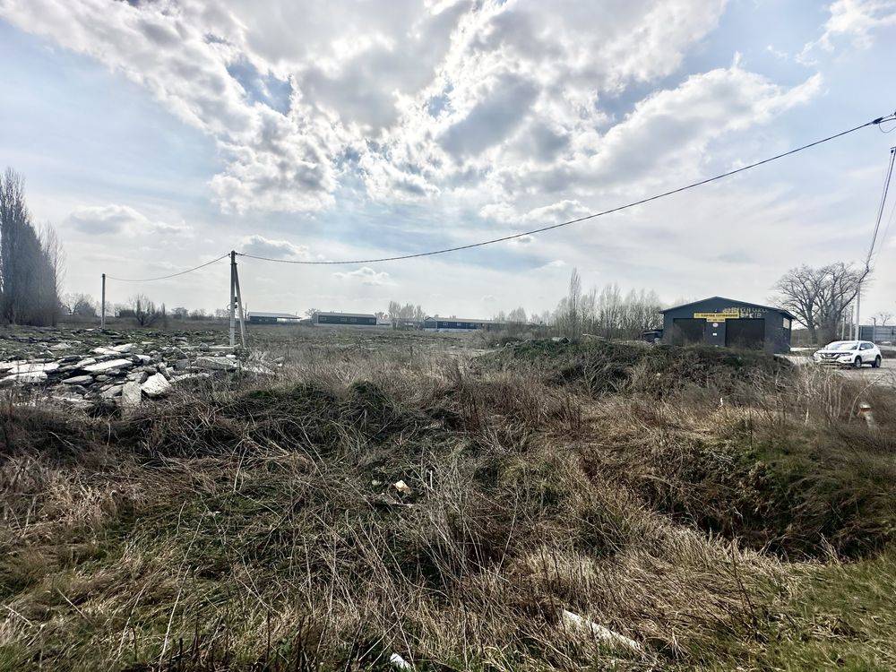 Продаж ділянки фасад окружної без комісії