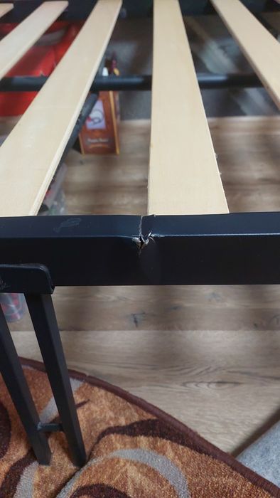 Продається двох'ярусне ліжко.