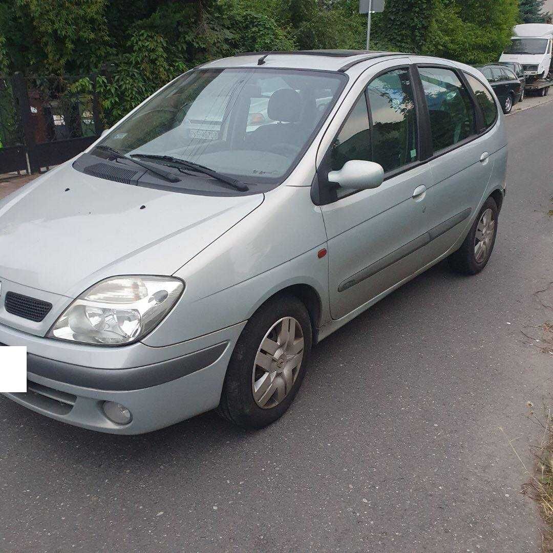 Renault Scenic I po lift 1.6 benzyna 16V srebrny, kod MV632 na części