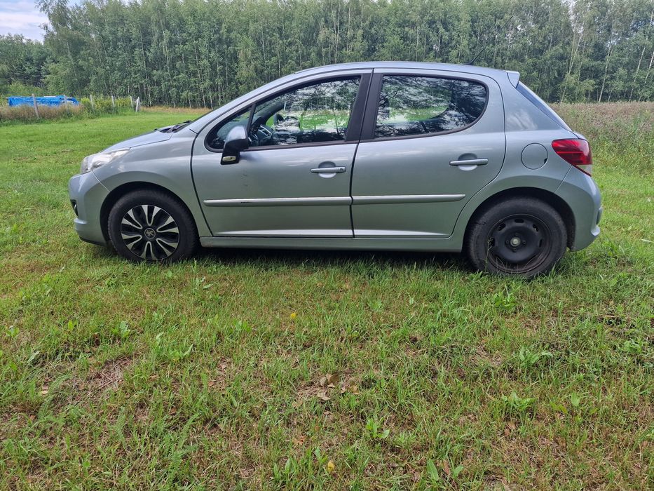 Peugeot 207 '10r Tempomat Klimatyzacja