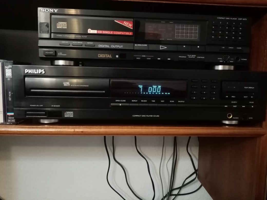 Leitor de cd Philips CDP 692