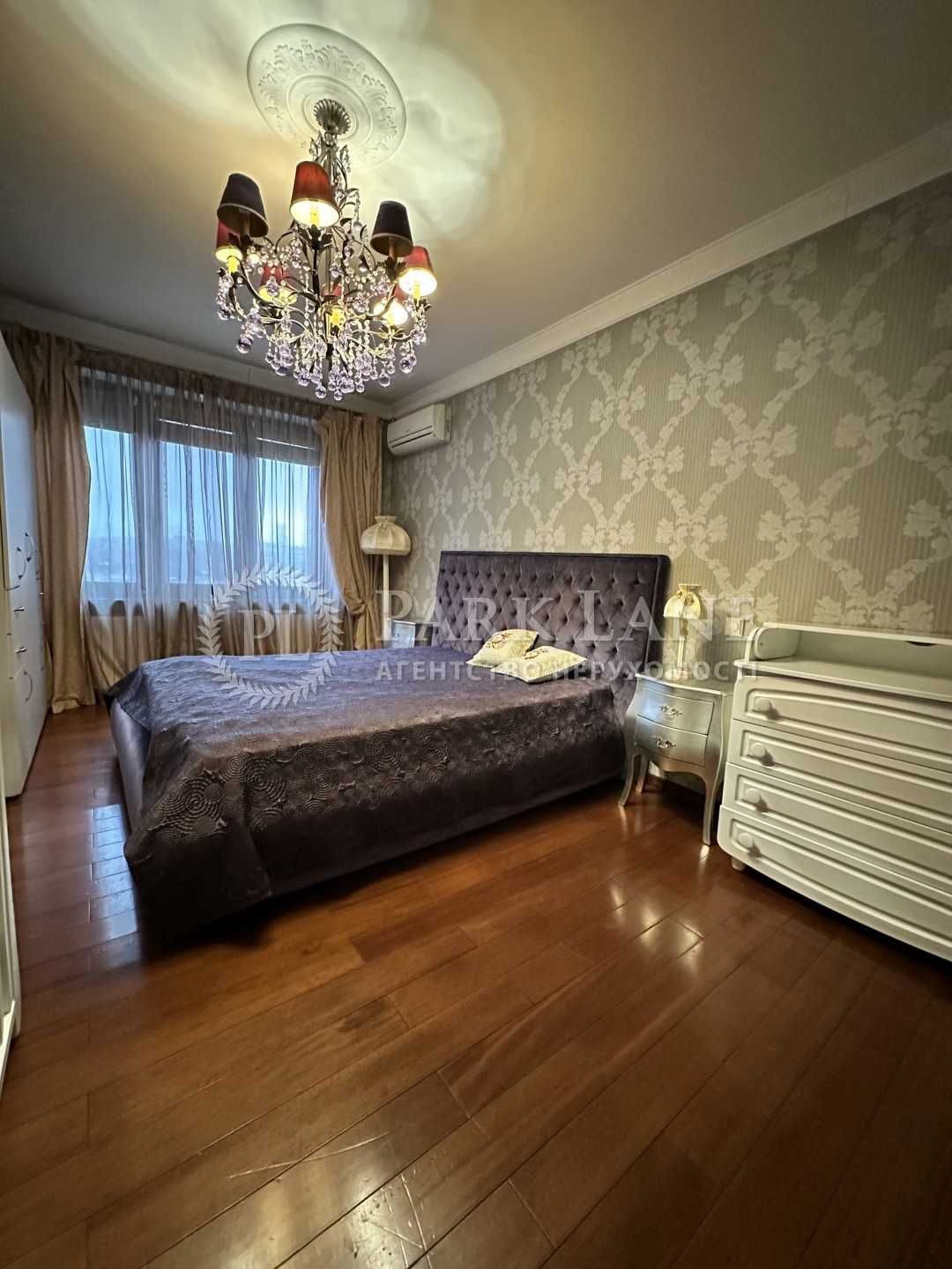 Продаж 3-кімнатної квартири, Старонаводницька, 8б, Печерськ.