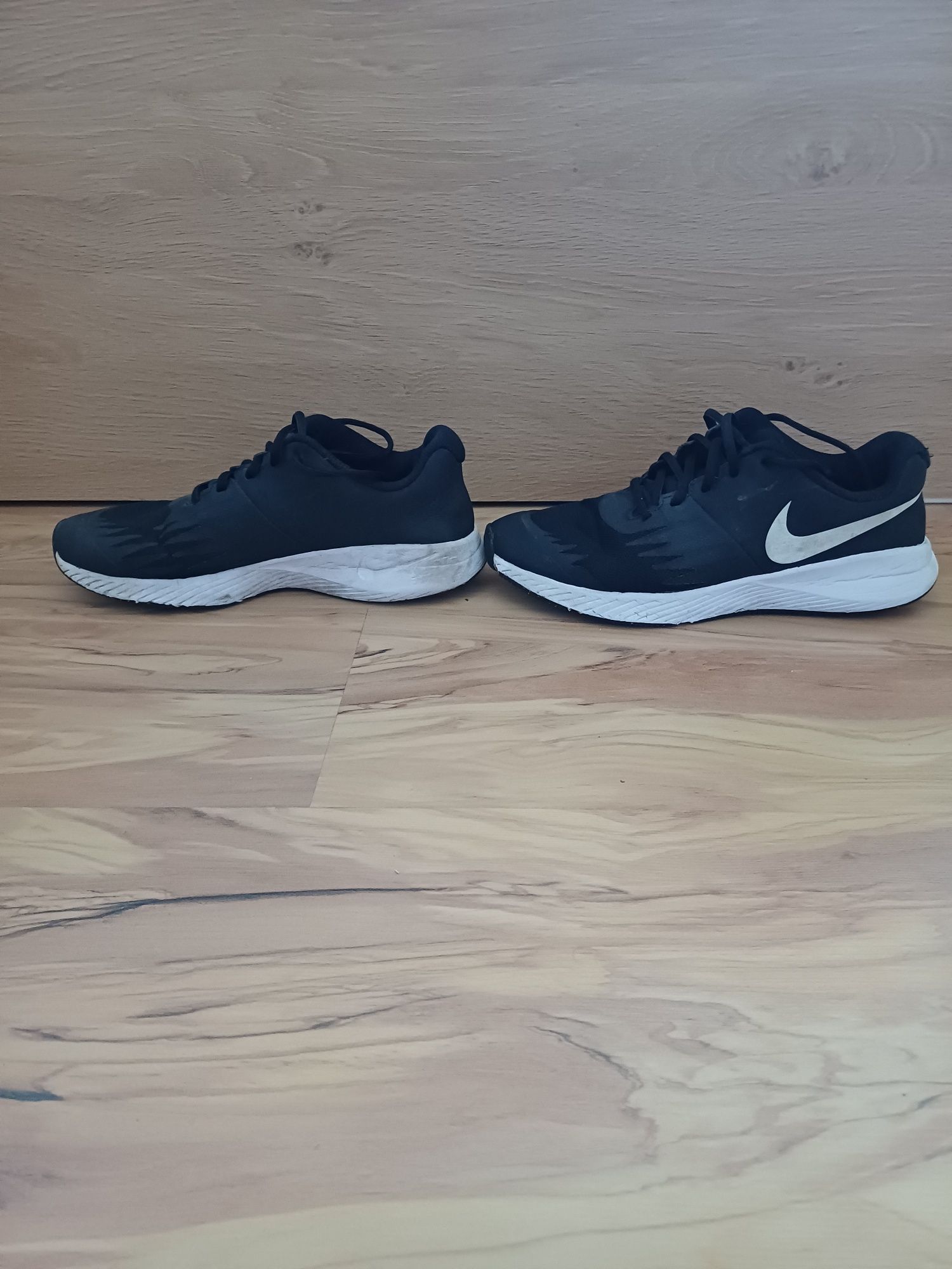 Buty Nike Star Runner Low czarne