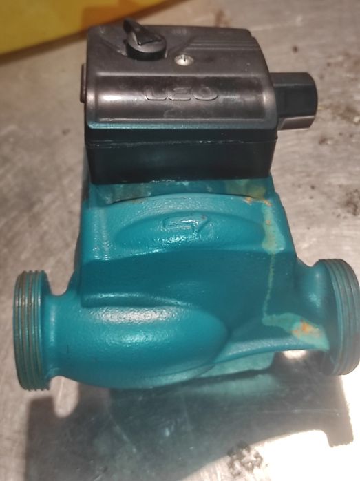 Продам на запчасти циркуляционный насос LEO
