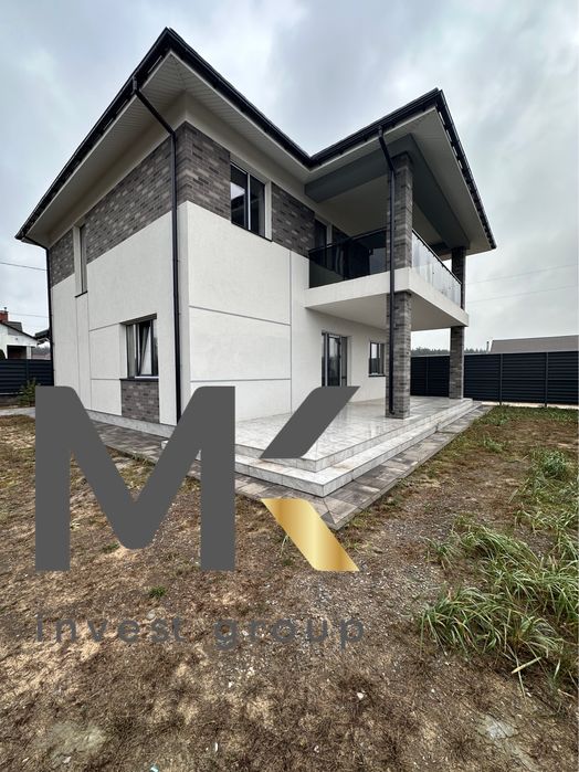 Будинок 2-поверховий із терасою та балконом — Дмитрівка.