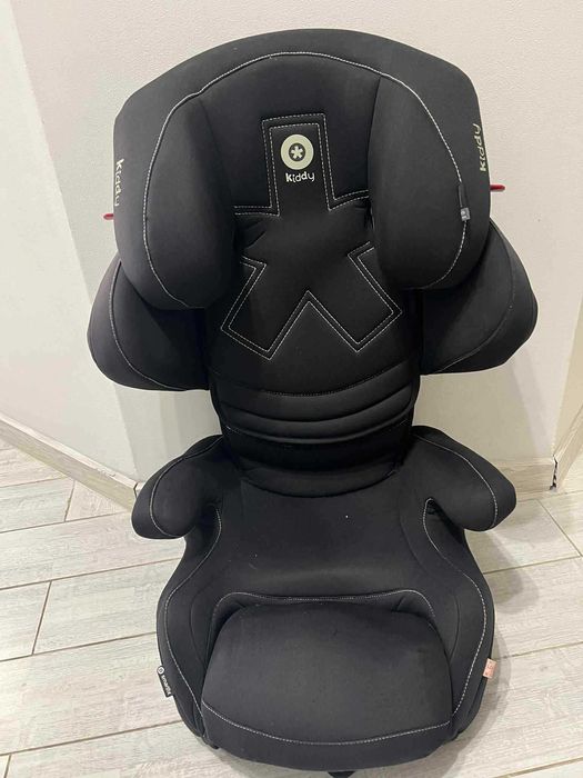 Дитяче автокрісло kiddy