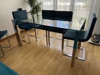 Mesa de jantar vidro e pés cromados