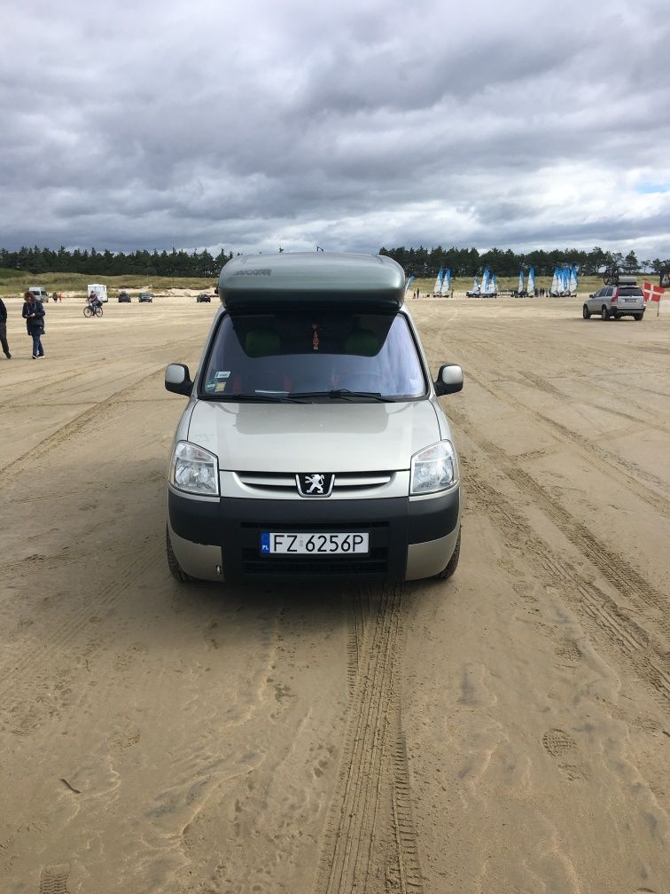 Kamper peugeot partner camper minicamper Berlingo