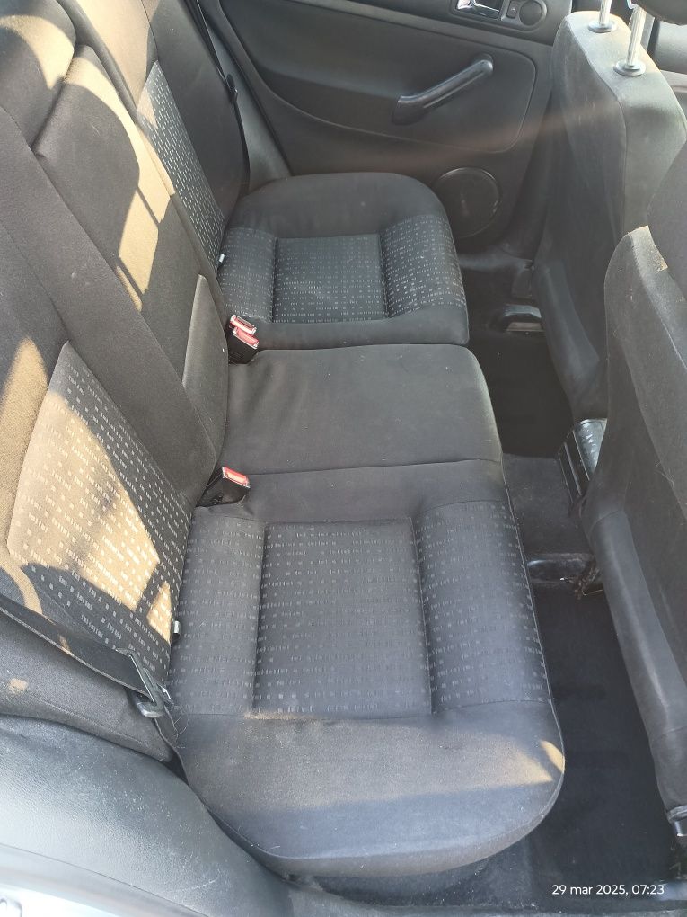 WV Golf 4 Variant 1 6 16V