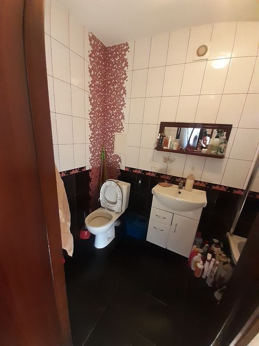 Продам двох кімнатну квартиру смт.Іваничі